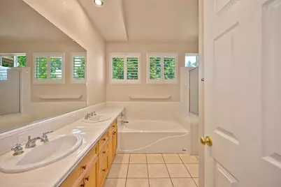 3572 Pacifica Lane, Elk Grove, CA 95758 - Photo 63