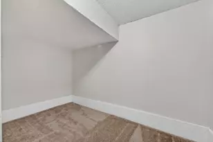 1110 Cottonwood Dr, Roseville, CA 95661 - Photo 21