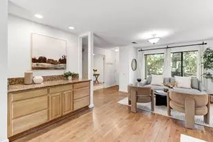 24 Adelphi Ct, Sacramento, CA 95825 - Photo 11