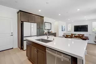 9490 Cheverny Wy, Sacramento, CA 95829 - Photo 25