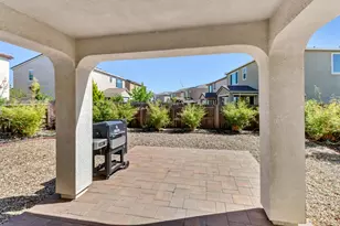 9490 Cheverny Wy, Sacramento, CA 95829 - Photo 43