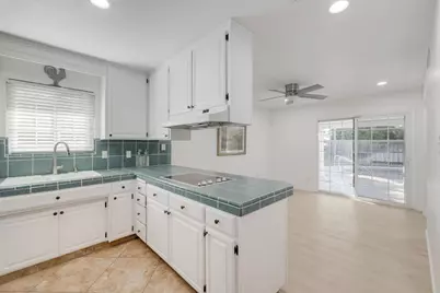 8924 Sawtelle Way, Sacramento, CA 95826 - Photo 11