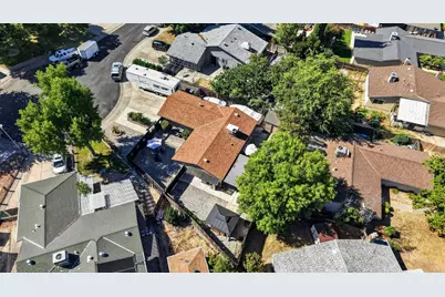 6913 Speckle Way, Sacramento, CA 95842 - Photo 37