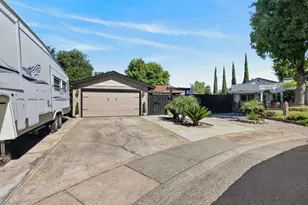 6913 Speckle Way, Sacramento, CA 95842 - Photo 3