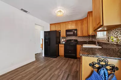 6913 Speckle Way, Sacramento, CA 95842 - Photo 13