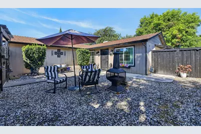6913 Speckle Way, Sacramento, CA 95842 - Photo 7