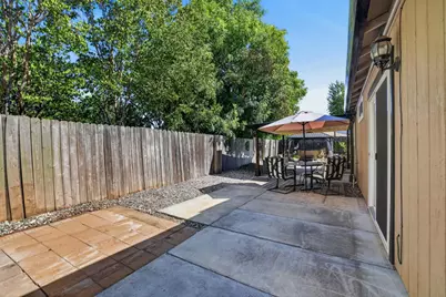 6913 Speckle Way, Sacramento, CA 95842 - Photo 23