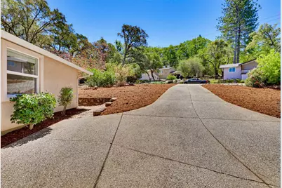 18500 Fair Oaks Drive, Penn Valley, CA 95946 - Photo 43