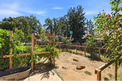 3391 26th Avenue, Sacramento, CA 95820 - Photo 25
