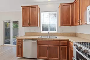 1632 Black Bear St, Roseville, CA 95747 - Photo 13