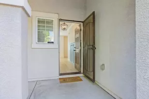 1632 Black Bear St, Roseville, CA 95747 - Photo 3