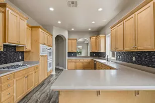 1715 Limestone Dr, Ripon, CA 95366 - Photo 5