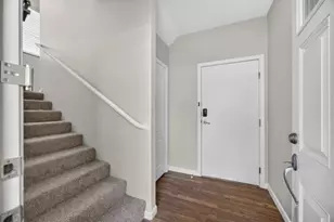 5350 Dunlay Dr, Sacramento, CA 95835 - Photo 5