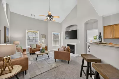 5350 Dunlay Drive #913, Sacramento, CA 95835 - Photo 1