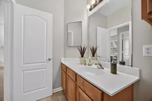 5350 Dunlay Dr, Sacramento, CA 95835 - Photo 33