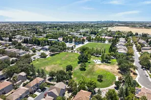 5350 Dunlay Dr, Sacramento, CA 95835 - Photo 51