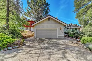 17789 Jayhawk Dr, Penn Valley, CA 95946 - Photo 1