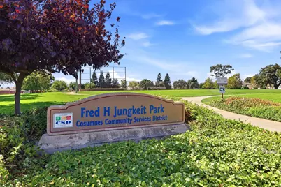 5309 Fox Trotter Way, Elk Grove, CA 95757 - Photo 37