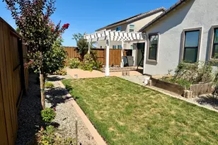 2668 N Blue Sedge St, Manteca, CA 95337 - Photo 47