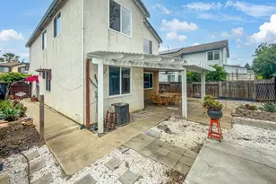 8953 Forked Creek Way, Elk Grove, CA 95758 - Photo 29