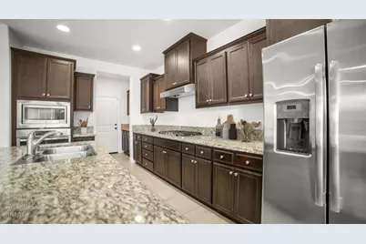 3931 Aplicella Court, Manteca, CA 95337 - Photo 15