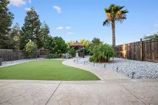 3931 Aplicella Ct, Manteca, CA 95337 - Photo 23