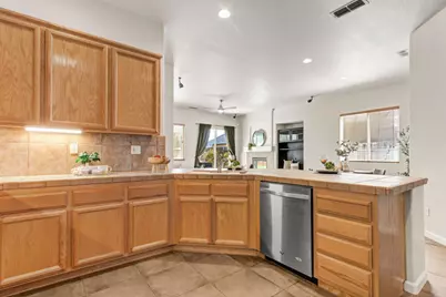 679 Alcantar Circle, Sacramento, CA 95834 - Photo 15