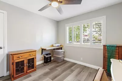 7523 Oakcreek Dr, Stockton, CA 95207 - Photo 37