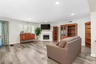 7523 Oak Creek Dr, Stockton, CA 95207 - Photo 43