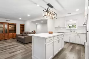 7523 Oak Creek Dr, Stockton, CA 95207 - Photo 19