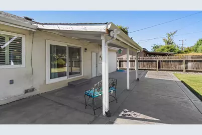 7523 Oakcreek Dr, Stockton, CA 95207 - Photo 39