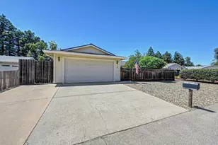 308 Florene Ct, Roseville, CA 95678 - Photo 3
