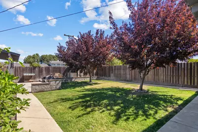 556 Del Rio Circle, Oakdale, CA 95361 - Photo 11