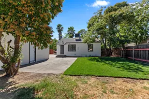 5837 Vista Ave, Sacramento, CA 95824 - Photo 21