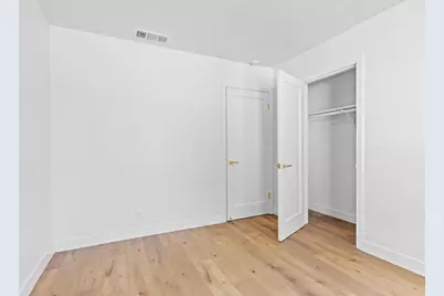 5837 Vista Avenue, Sacramento, CA 95824 - Photo 19