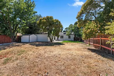 5837 Vista Avenue, Sacramento, CA 95824 - Photo 23