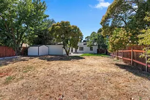 5837 Vista Ave, Sacramento, CA 95824 - Photo 23