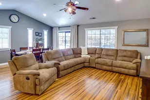5560 Crossbill Ln, Diamond Springs, CA 95623 - Photo 13