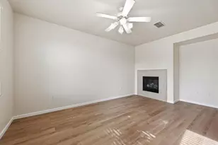 425 Regatta Ln, West Sacramento, CA 95605 - Photo 11