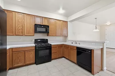 425 Regatta Lane #103, West Sacramento, CA 95605 - Photo 15