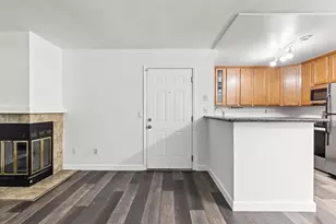 3715 Tallyho Dr, Sacramento, CA 95826 - Photo 17