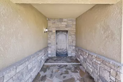 2175 Beechwood Court, Hanford, CA 93230 - Photo 7