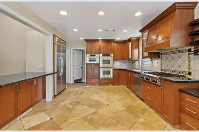 2175 Beechwood Court, Hanford, CA 93230 - Photo 17