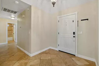 2175 Beechwood Court, Hanford, CA 93230 - Photo 9