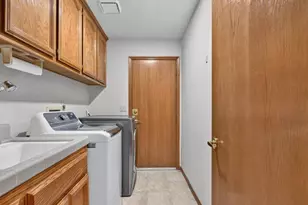 5617 Freeman Dr, Rocklin, CA 95677 - Photo 19
