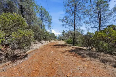 12877 Danzer Place, Grass Valley, CA 95949 - Photo 13