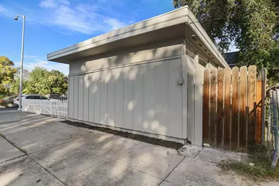 702 E Oak Street, Stockton, CA 95202 - Photo 7