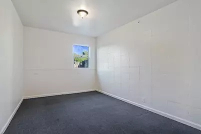 702 E Oak Street, Stockton, CA 95202 - Photo 27