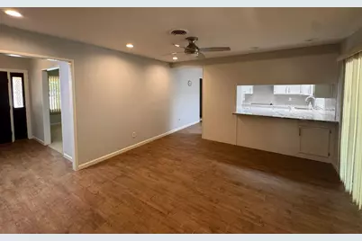 1563 Cedar Way, Yuba City, CA 95993 - Photo 3