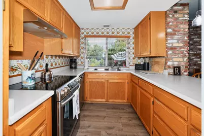 1625 Donner Way, Woodland, CA 95695 - Photo 9